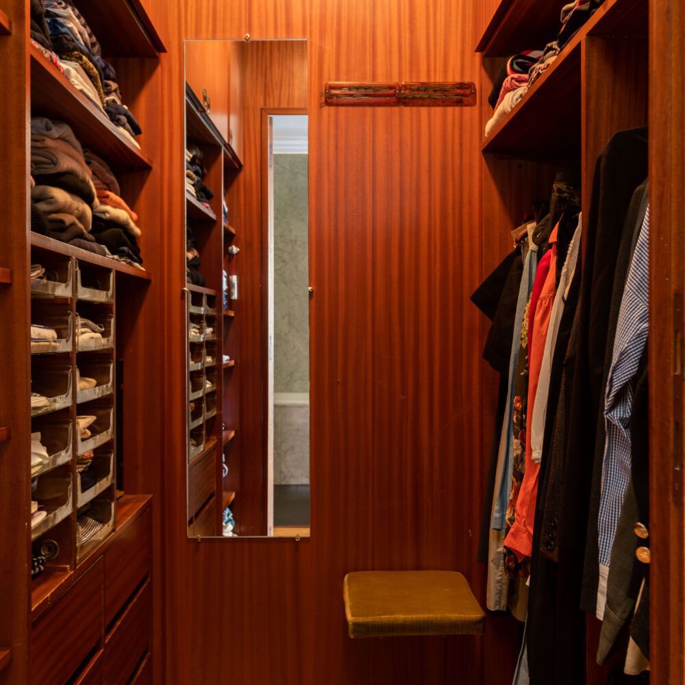 Dressing de la suite parental. Parc de Béarn Saint-Cloud